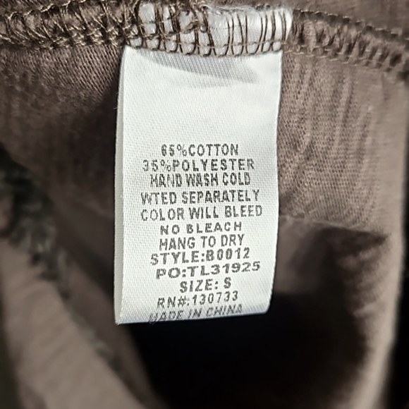 Umgee pullover knit top with fringe trim - Picture 9 of 11